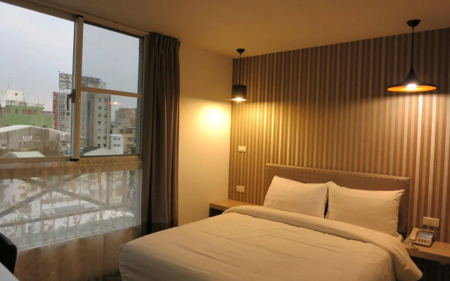 S&E Hotel