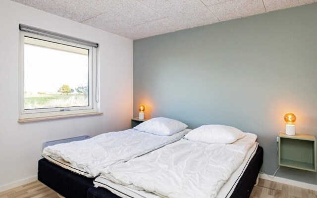 10 Person Holiday Home in Blavand