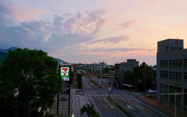 7113 hotel