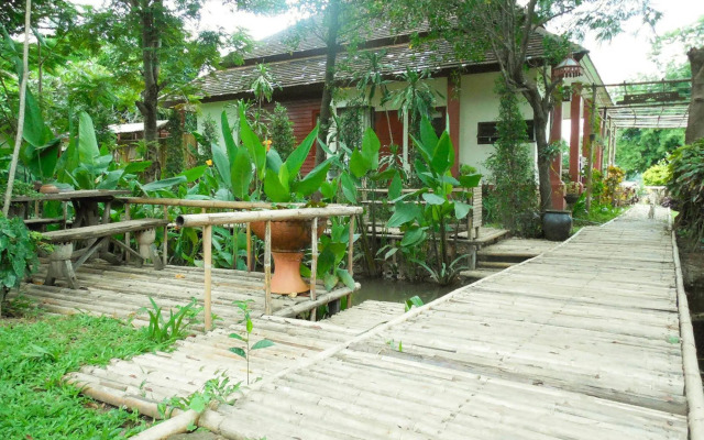 Palm Spa Village