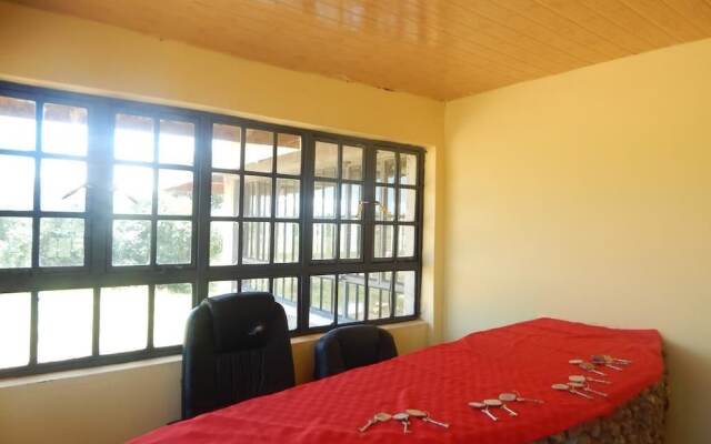 Nalepomara Lodge