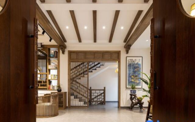 Wuyuan Mishu·Shiguang Homestay (County Center Xiangao Ancient City)