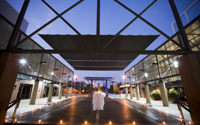 DoubleTree by Hilton Darwin Esplanade