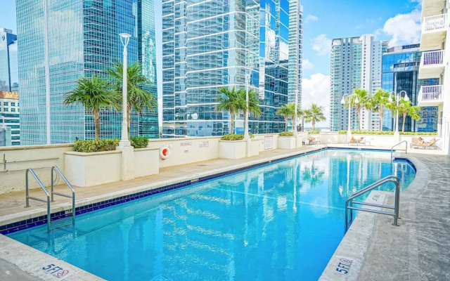 Zeus Sanctuary in Brickell Miami