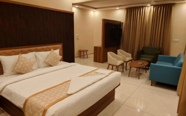 The Waves Hotel Sarjapura