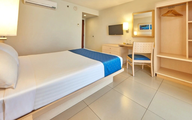 City Express by Marriott Manzanillo