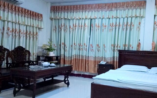 Quang Sang Hotel