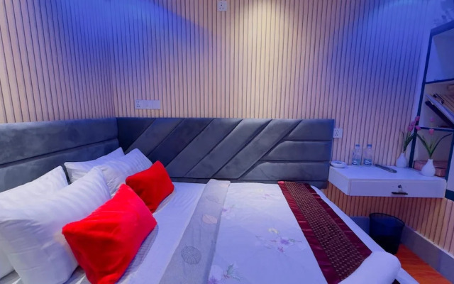 Rezala Sweet Home Uttara