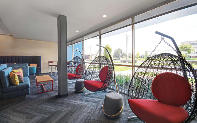 Tru by Hilton Troy Detroit