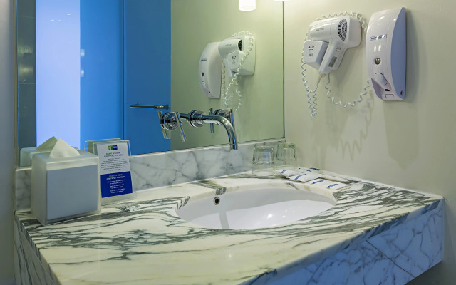 Holiday Inn Express Bangkok Siam by IHG