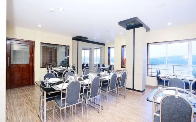 Oyo Flagship 41696 Hotel Tri-Star Regency