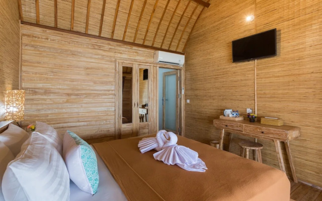 Road Beach Sun Sun Nusa Penida