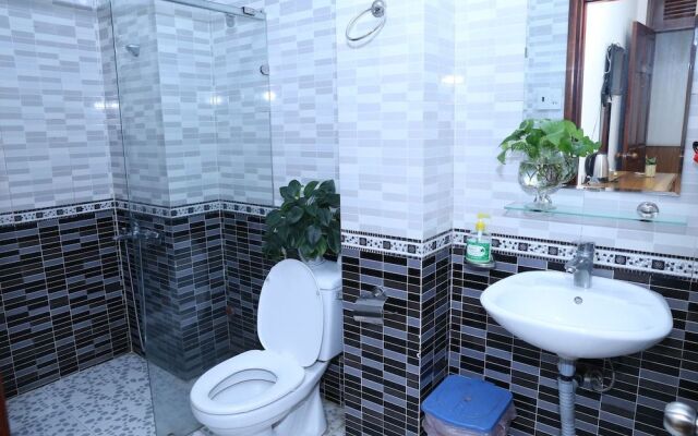 Huong Moc Hotel 2