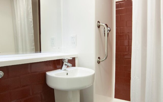 Travelodge Maidenhead Central