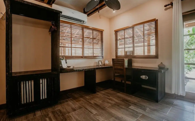 Sansara Surf and Yoga Resort - Retreat