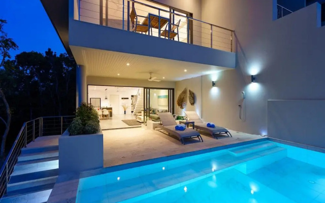 Villa Casa Bella - Luxury, Private Pool Villa