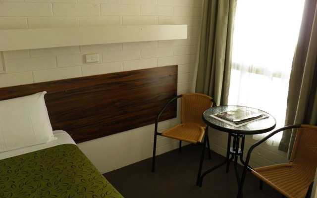 7th Street Motel