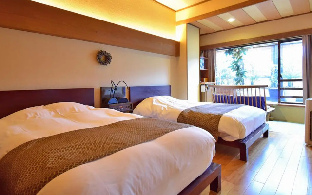 Tsukino Sumika Atami Juraku Hotel