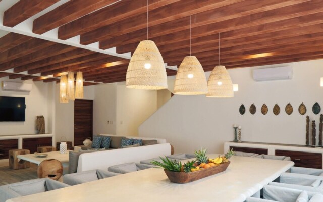Casa Marivan Private Pier Free Kayaks Paddle Boards