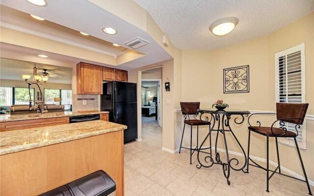 Village des Pins 3645 - Two Bedroom Condo