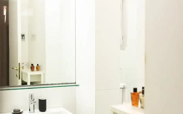 Vittoria Superior Apartment With Balcony 4A