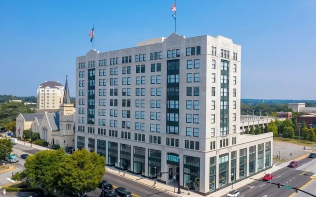 Landing Furnished Apartments - Spartanburg, SC