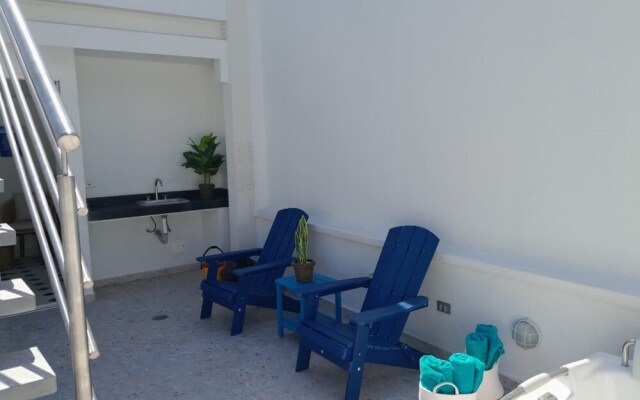 "5ct-l 5 Bedroom House In Getsemani De Cartagena With Jacuzzi"