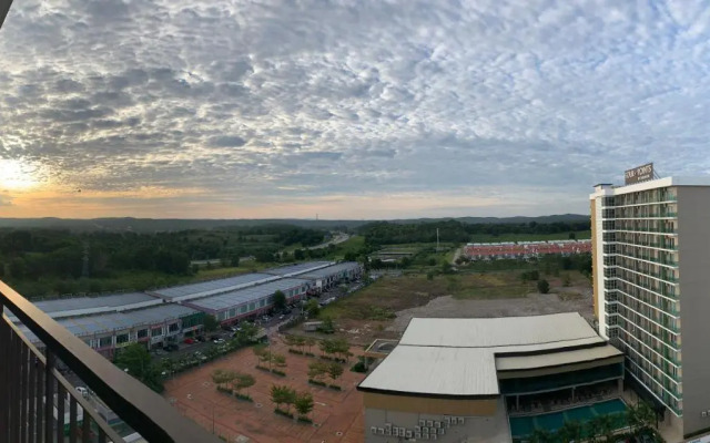 Sofeya Desaru Guest House with Pool and Wifi