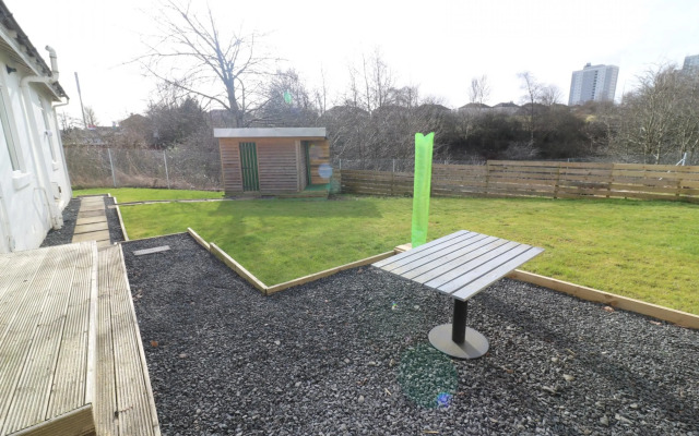 Railway Cottage - Maryhill