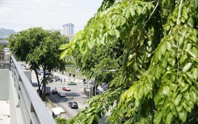 OYO 264 City Edge Hotel