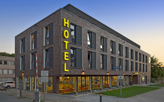 hotelImage