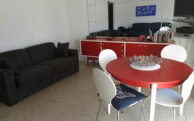 Appartement Le Lavandou, 2 pièces, 4 personnes - FR-1-308-120