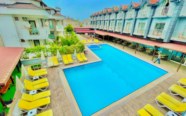 Grand Nar Hotel