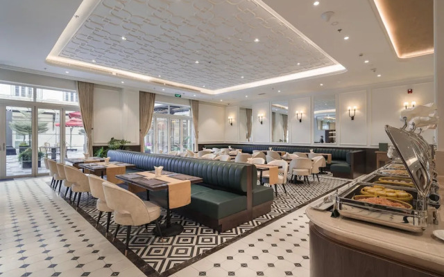 Golden Sun Hotel - Dalat