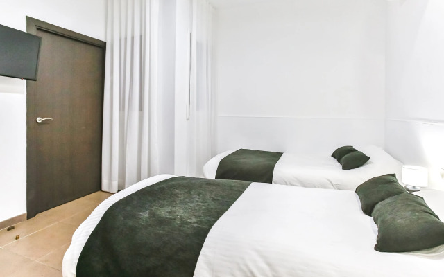 Laramond Barcelona Rooms