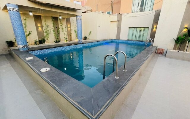 Burj Al Hayat Furnished suites-Al Mallaz