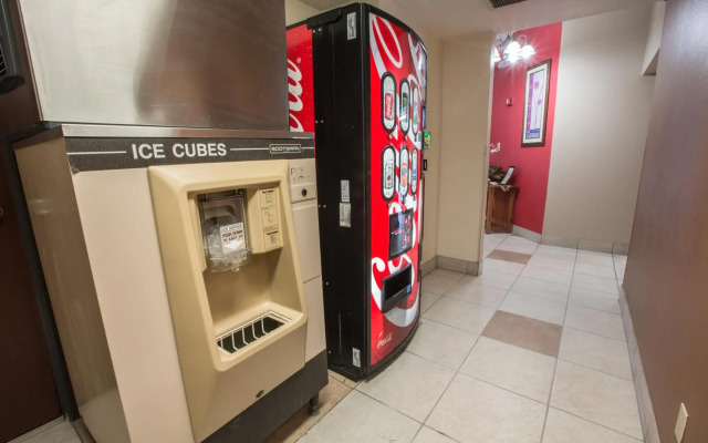 Bridgeway Inn & Suites Portland Airport