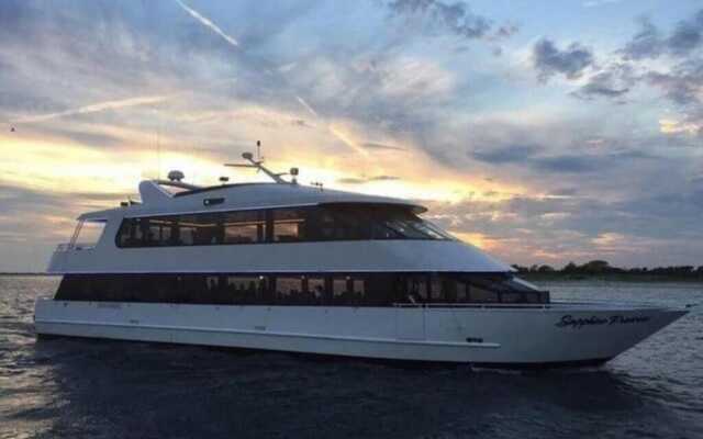 Cheerful & Beautiful 3-Bedroom Ranch