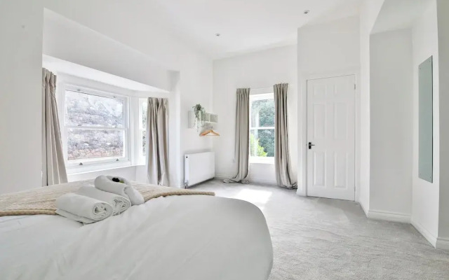 Spacious Apartments with Private Parking