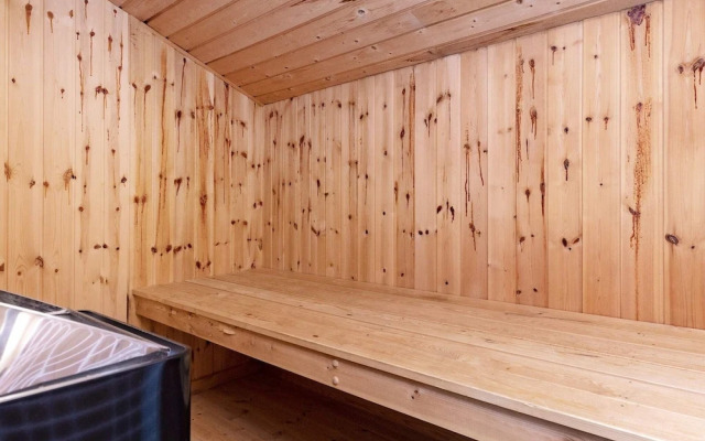 8 Person Holiday Home in Saltum