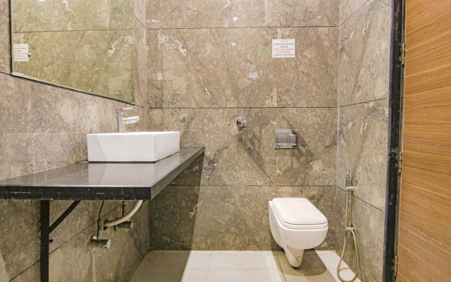 Fabhotel Citi Inn
