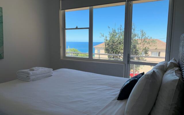 Bondi 2 Bedroom - Bondi and Tamarama Views