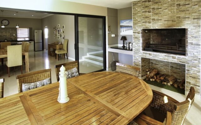 Miss Martilda Langebaan 6-sleeper