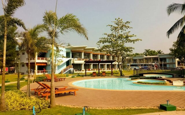 Azura Beach Resort