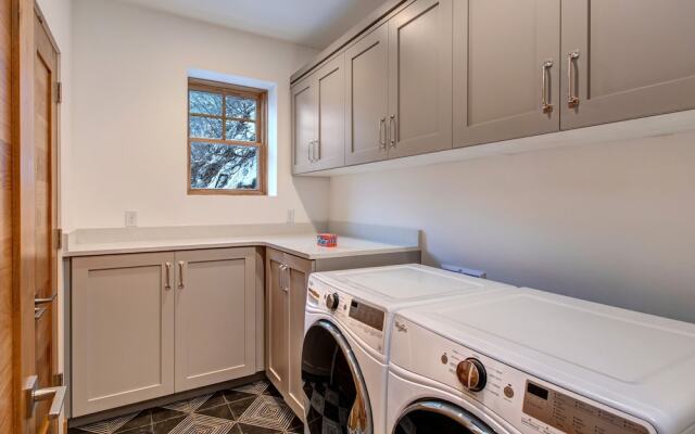 Old Town Masterpiece 6 Bedroom Home by RedAwning