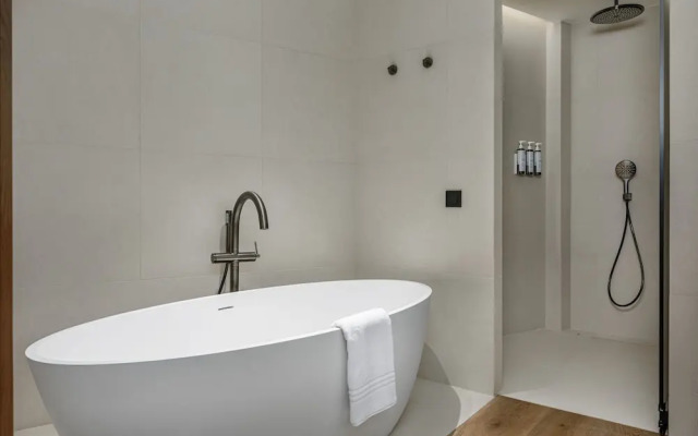 Ac Hotel Gava Mar