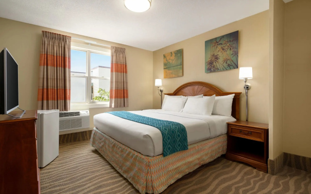 Plim Plaza Hotel