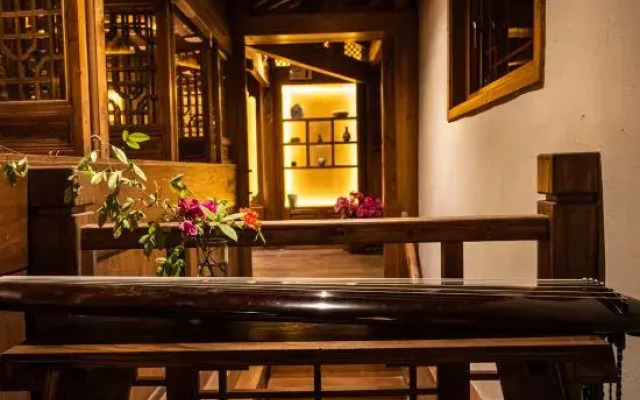 Changshenglou Hostel