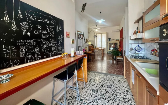 Central Station House Cettina