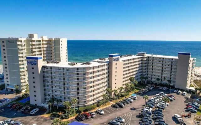 Beach View 3br/2ba W/pools Sleeps 8